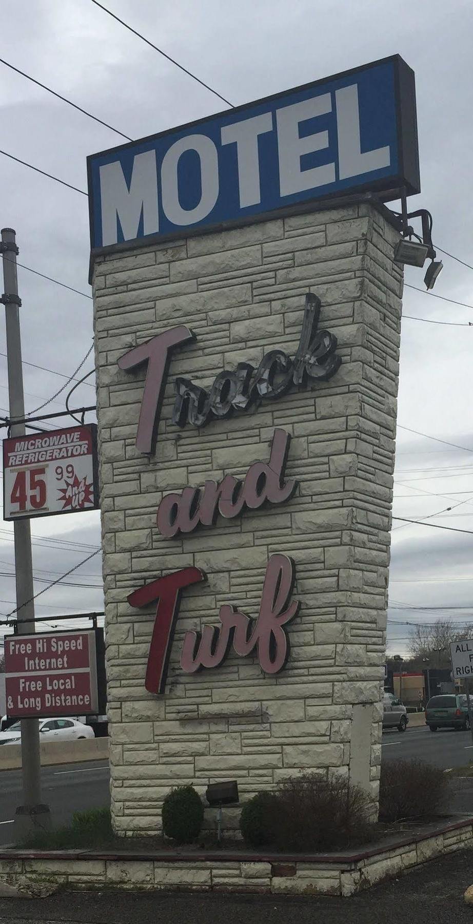 Track & Turf Motel Mount Laurel Kültér fotó